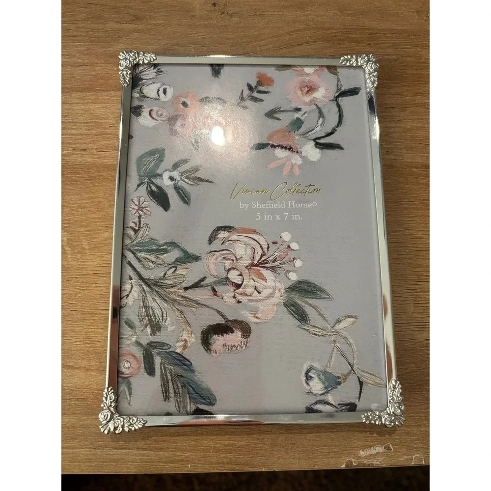 Sheffield Home Vivian Collection Silver Rose Corner 5x7 Picture Frame 7K76-57A